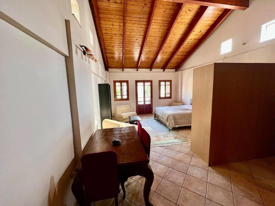 Ferienwohnung Στούντιο Κέντρου Άνω Πόλης Πάτρας Exterior foto
